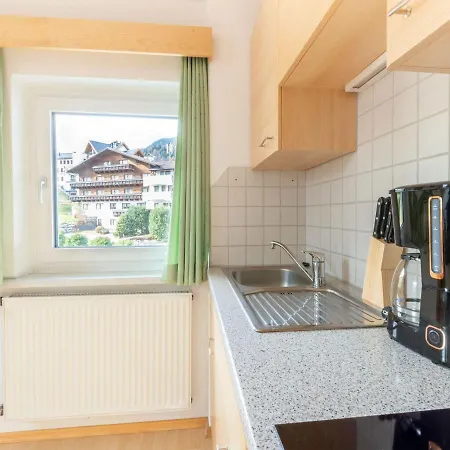 Cosy In With Balcony And View Ladis