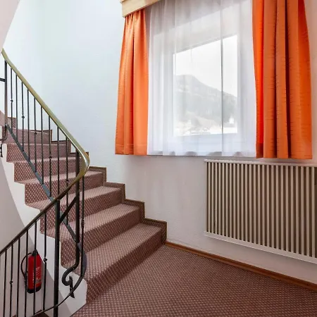 Lägenhet Cosy In With Balcony And View *