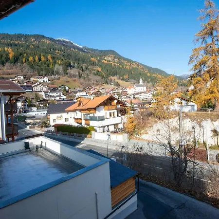 Cosy In With Balcony And View Lägenhet Ladis